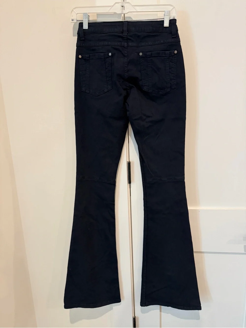 Alice + Olivia Navy High-Rise Navy Flare Jeans NWT Size 27 Denim Luxury Y2K 70's